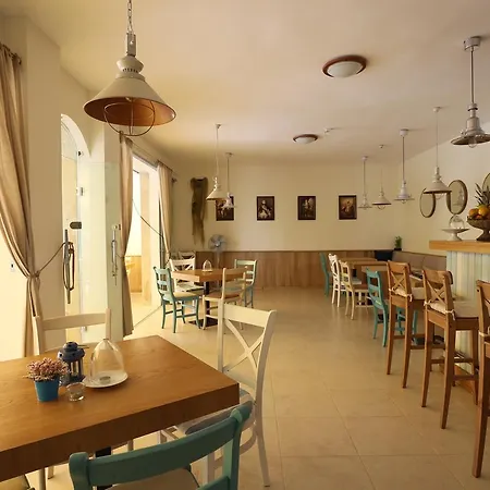 Hotel Family Hotel Sunarita 2*