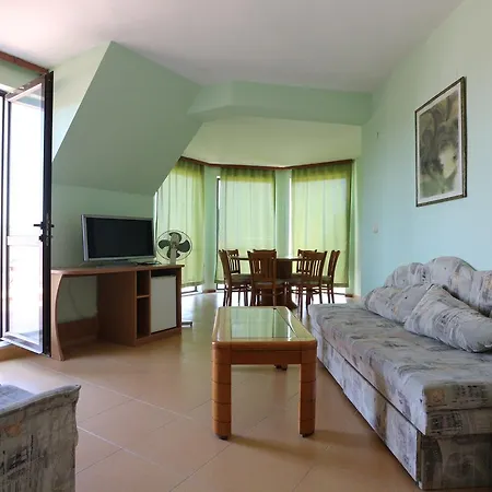 Family Hotel Sunarita 2*