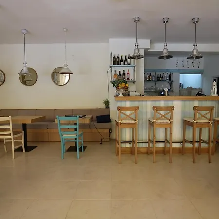 Family Sunarita 2* بريمورسكو